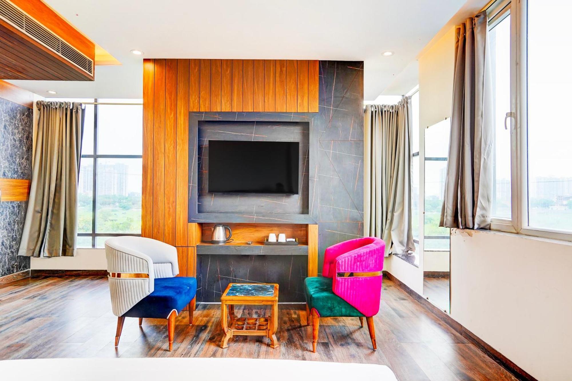 Ivy Plaza 4*