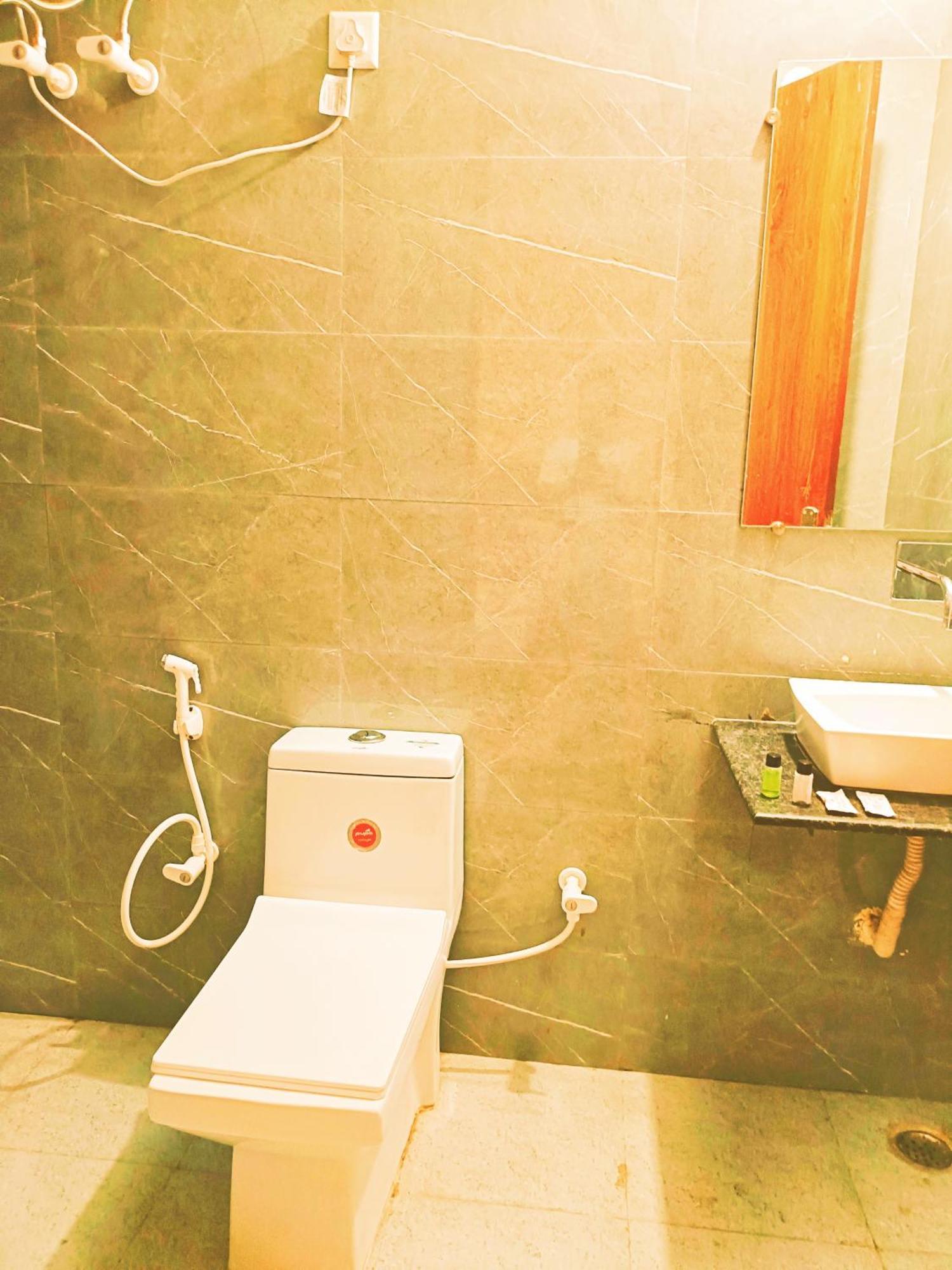 Hotel Ivy Plaza New Delhi