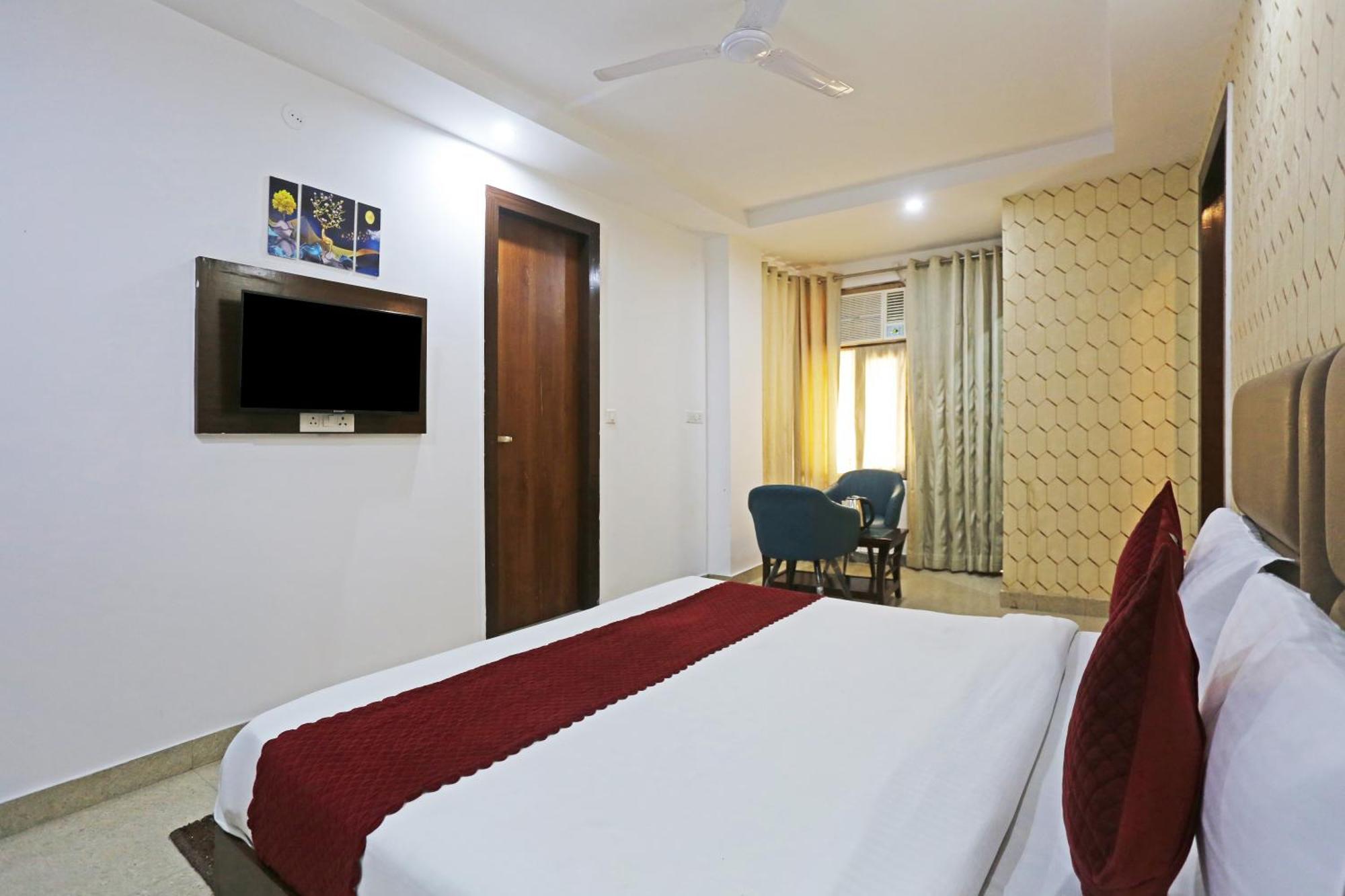 Ivy Plaza Hotel New Delhi